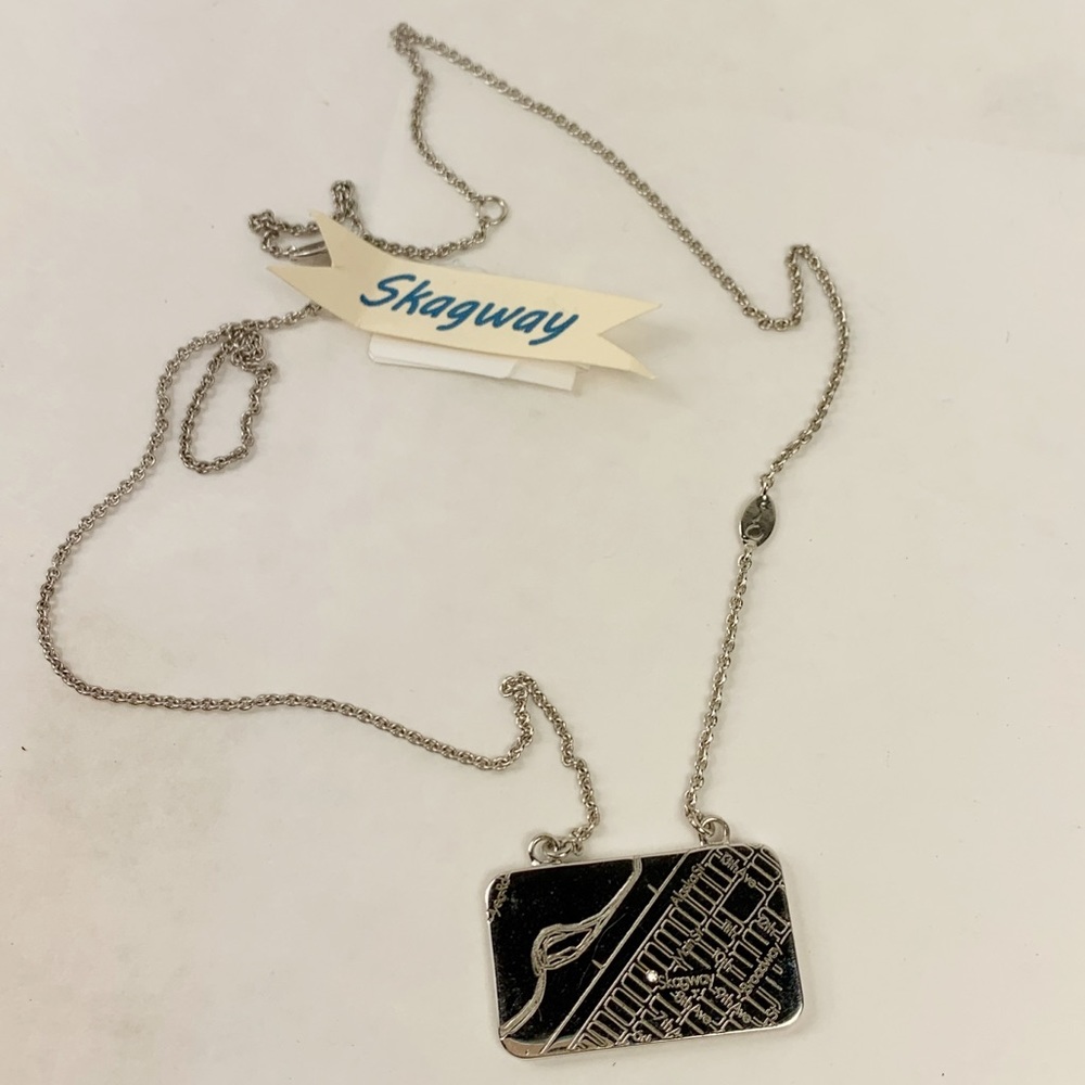 Alaska Pendant